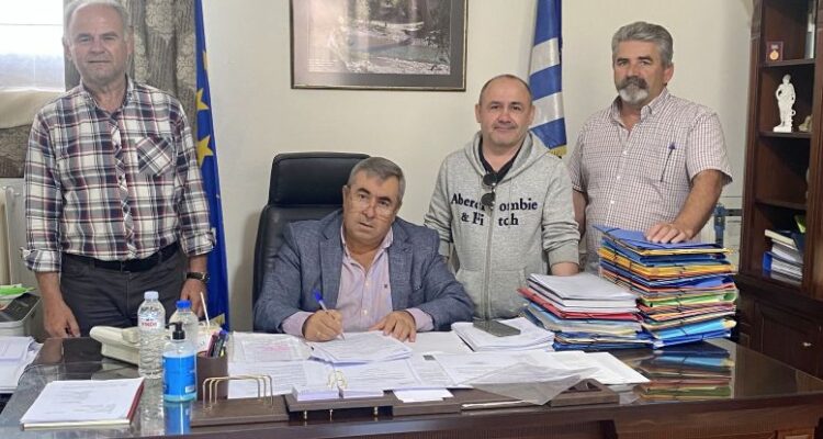 Νέα σύμβαση κατασκευής έργου υπέγραψε ο Κώστας Μαράβας 